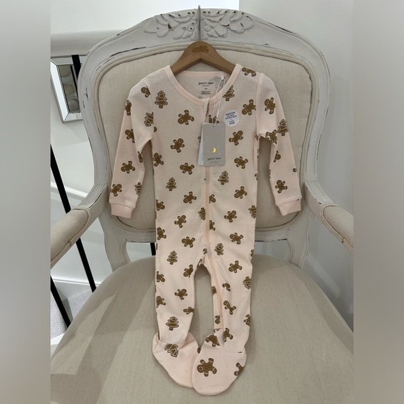 *SOLD* ๐ Baby 18 Mth Gingerbread Footed Sleeper Petit Lem - Picture 8 of 8